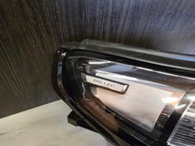 Laden Sie das Bild in den Galerie-Viewer, Frontscheinwerfer BMW X1 5A9A228-01 Full LED Rechts Scheinwerfer Headlight SCH8044244707oq