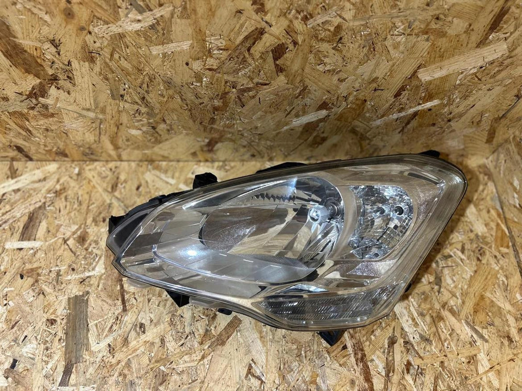 Frontscheinwerfer 9682828280 9682828180 Ein Stück (Rechts oder Links) Headlight