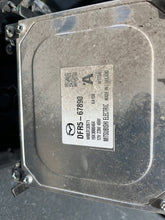 Laden Sie das Bild in den Galerie-Viewer, Frontscheinwerfer Mazda Cx-30 DFR567890 Rechts Scheinwerfer Headlight