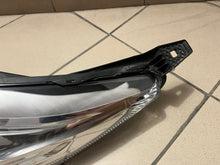 Laden Sie das Bild in den Galerie-Viewer, Frontscheinwerfer Ford Fiesta C1BB-13W030 LED Links Scheinwerfer Headlight SCH5154877381gh