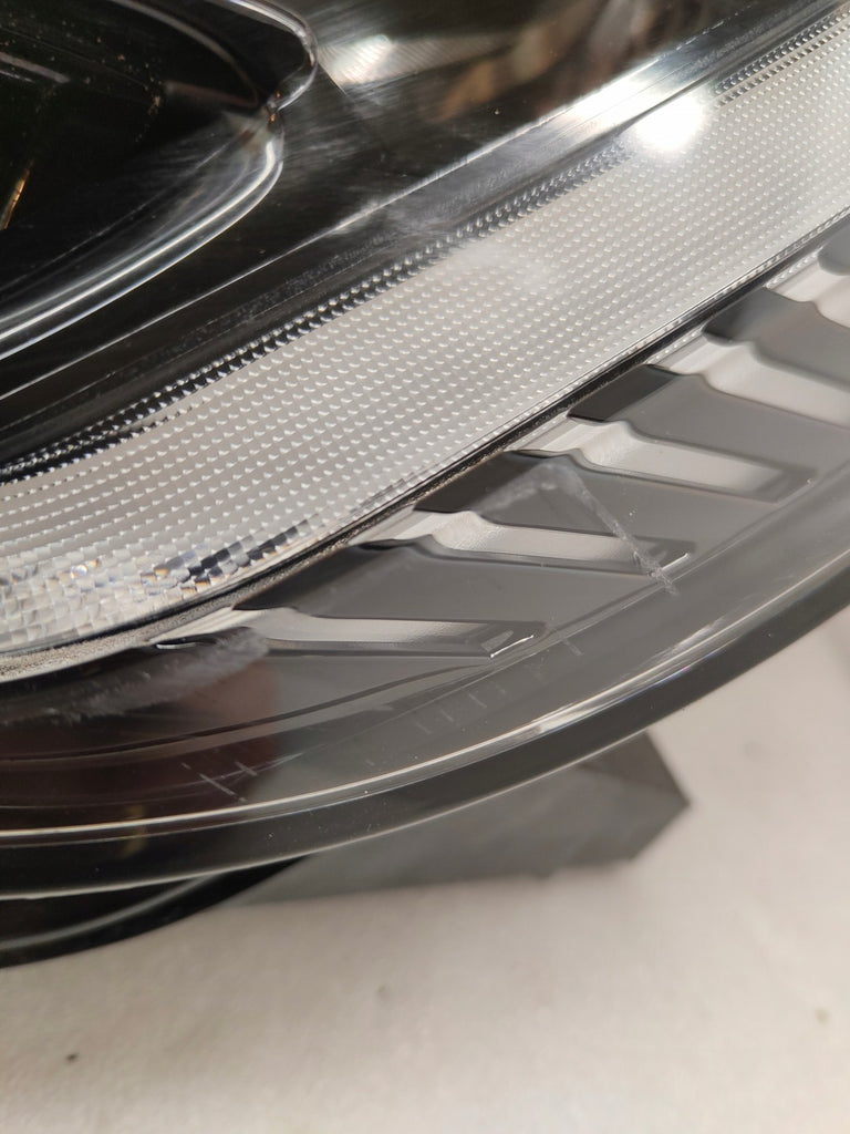Frontscheinwerfer Renault Clio V 260104922R Full LED Rechts oder Links SCH9933405098ej