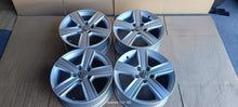 Laden Sie das Bild in den Galerie-Viewer, 4x Alufelge 16 Zoll 6.5" 5x112 46ET Silber 5G0601025BN VW I Rim Wheel FEL5733848499wz