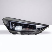 Laden Sie das Bild in den Galerie-Viewer, Frontscheinwerfer Hyundai Tucson 92102D77000 Halogen Rechts Headlight