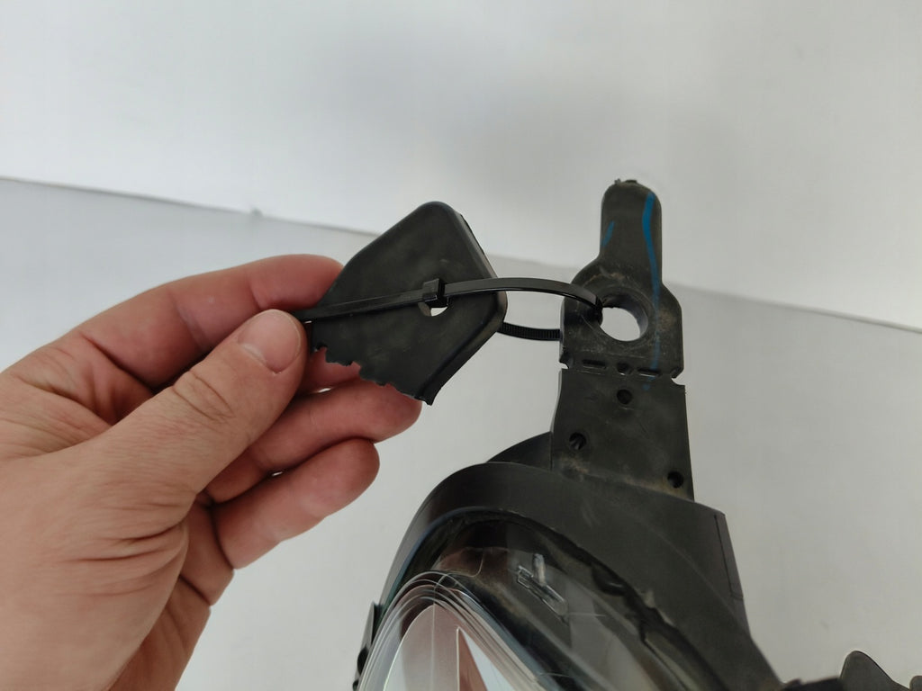 Frontscheinwerfer Peugeot Expert Traveller 9808235780 Xenon Rechts Headlight SCH8944218090hy