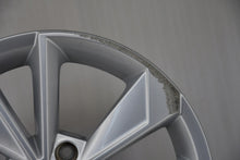 Load image into Gallery viewer, 1x Alufelge 16 Zoll 6.0" 4x100 43ET 1ST601025J Skoda Citigo Rim Wheel FEL9407622199ey