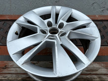 Load image into Gallery viewer, 1x Alufelge 17 Zoll 7.0" 5x112 45ET Glanz Silber 57A601025C Skoda Karoq FEL4015836573dv