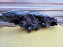 Load image into Gallery viewer, Frontscheinwerfer Toyota Yaris OD-158 Ein Stück (Rechts oder Links) Headlight