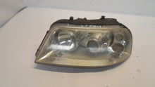Laden Sie das Bild in den Galerie-Viewer, Frontscheinwerfer Seat Alhambra 7M3941015 Links Scheinwerfer Headlight SCH6552519381rz