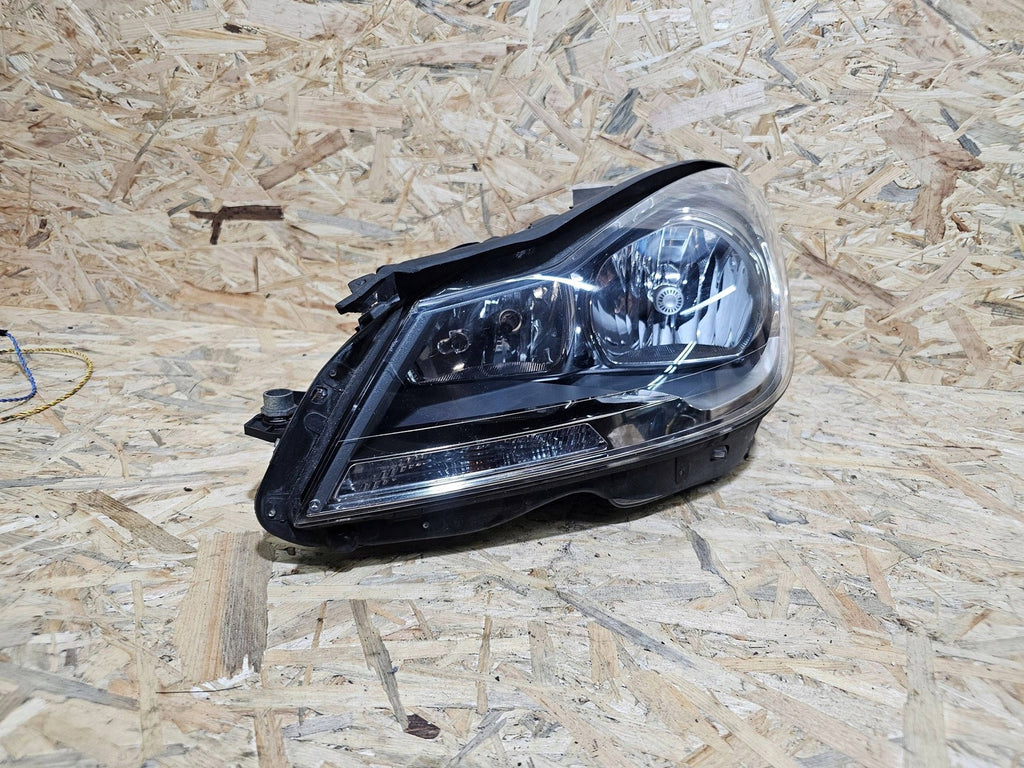 Frontscheinwerfer Mercedes-Benz W204 A2048209759 Links Scheinwerfer Headlight SCH8698450054ww
