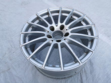 Load image into Gallery viewer, 1x Alufelge 17 Zoll 8.5&quot; 5x112 34,5ET A2184010500 Mercedes-Benz Cls Rim Wheel