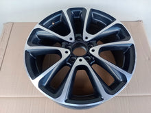 Laden Sie das Bild in den Galerie-Viewer, 1x Alufelge 18 Zoll 8.0&quot; 5x112 45ET A2134011600 Mercedes-Benz W213 Rim Wheel