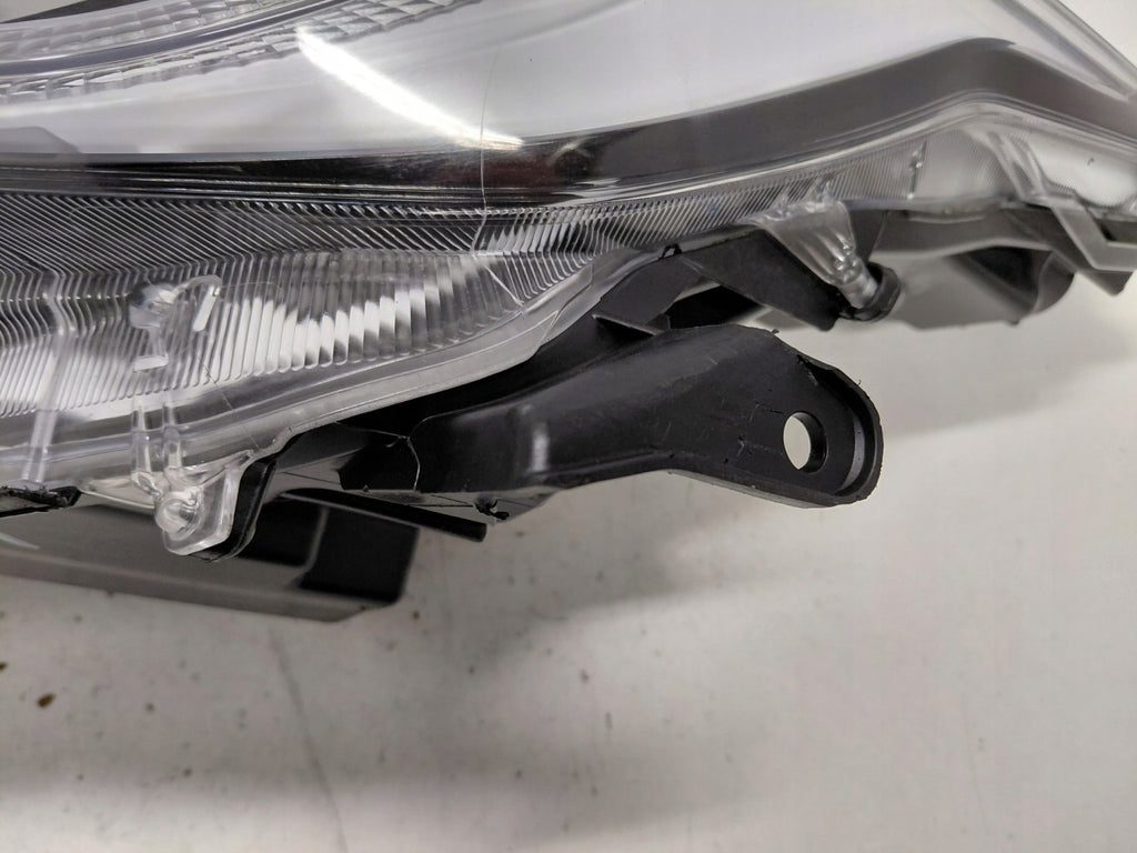 Frontscheinwerfer Toyota Yaris EUK0-8 Full LED Links Scheinwerfer Headlight SCH7931916146gl