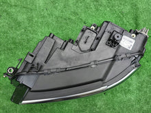 Laden Sie das Bild in den Galerie-Viewer, Frontscheinwerfer VW Tiguan 5NB941081D Full LED Links Scheinwerfer Headlight SCH4544540618oy