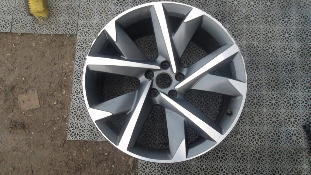 1x Alufelge 20 Zoll 8.5" 5x112 38ET 5FJ601025E Seat Tarraco Rim Wheel FEL2307810062sc