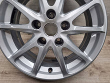 Load image into Gallery viewer, 1x Alufelge 16 Zoll 6.5" 5x114.3 40ET Glanz Silber KE409-3Z110 Nissan Juke F15 FEL4906800768hd