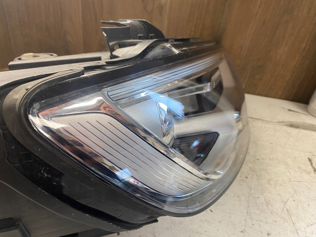 Frontscheinwerfer Audi A3 8V0941006H LED Rechts Scheinwerfer Headlight