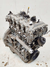 Load image into Gallery viewer, Motor Mercedes-Benz W205 274920 2.0 CGI 107TKm 2016 Benzin Engine Unkomplett