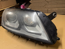 Laden Sie das Bild in den Galerie-Viewer, Frontscheinwerfer VW Passat B7 90005333 Rechts Scheinwerfer Headlight SCH6415926430jb
