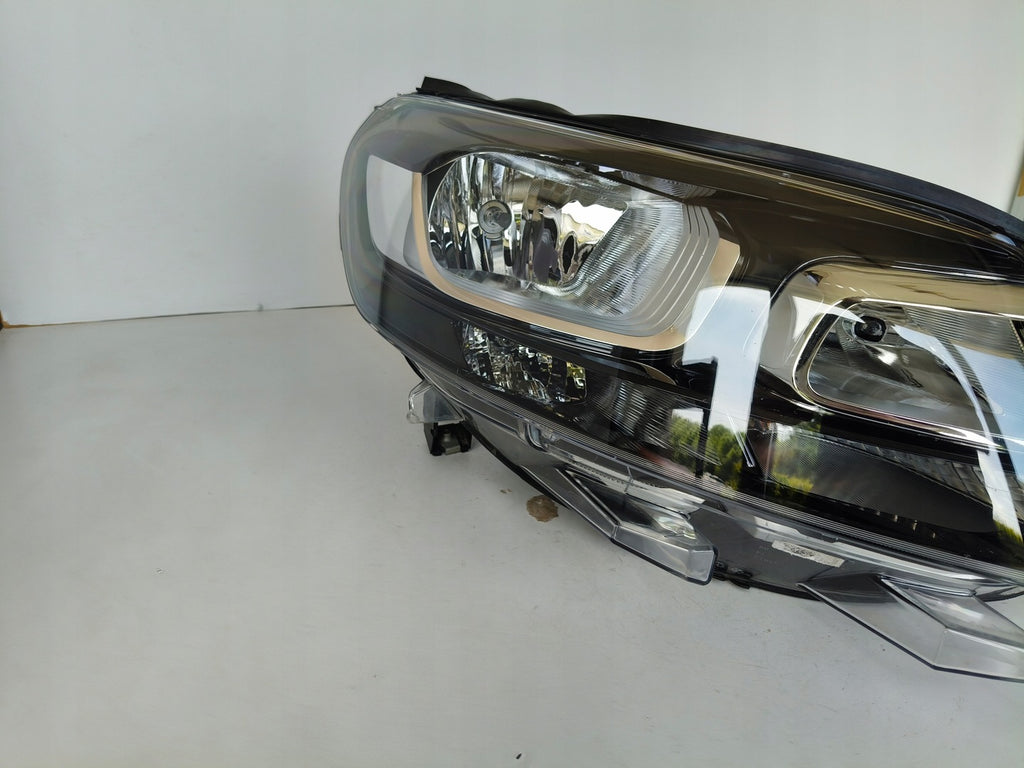 Frontscheinwerfer Citroën Jumpy Vivaro C 9808567680 Rechts Headlight SCH3820203579me