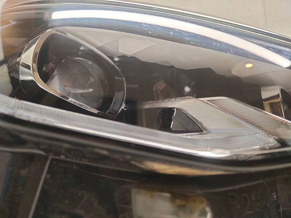 Frontscheinwerfer VW Golf VIII 5H1941059 Full LED Ein Satz Headlight SCH7517103699nm