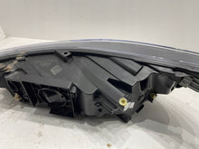 Laden Sie das Bild in den Galerie-Viewer, Frontscheinwerfer Ford Focus NX7B-13E014 Rechts Scheinwerfer Headlight SCH2725080655wl