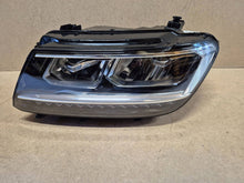Laden Sie das Bild in den Galerie-Viewer, Frontscheinwerfer VW Tiguan 5NB941035B 030110123100 Full LED Rechts oder Links