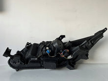 Laden Sie das Bild in den Galerie-Viewer, Frontscheinwerfer Mitsubishi Eclipse Cross W3153 Full LED Rechts Headlight