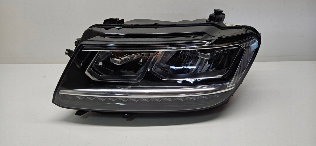 Frontscheinwerfer VW Tiguan 5NB941035B LED Ein Stück (Rechts oder Links)