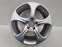 Laden Sie das Bild in den Galerie-Viewer, 1x Alufelge 18 Zoll 8.5&quot; 5x112 A2074012802 Mercedes-Benz Rim Wheel