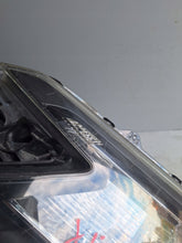 Laden Sie das Bild in den Galerie-Viewer, Frontscheinwerfer Honda Cr-V IV LED Ein Stück (Rechts oder Links) Headlight SCH3255160842jg