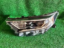 Laden Sie das Bild in den Galerie-Viewer, Frontscheinwerfer Toyota V Full LED FALSE Scheinwerfer Headlight SCH9142204647wd