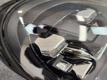 Laden Sie das Bild in den Galerie-Viewer, Frontscheinwerfer Porsche Cayenne 7P5941036H LED Rechts Scheinwerfer Headlight SCH1999239540ui