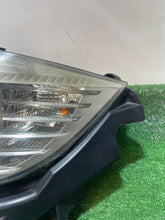 Load image into Gallery viewer, Frontscheinwerfer BMW E91 E90 89318911 Links Scheinwerfer Headlight SCH2315351013wt