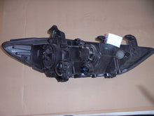 Load image into Gallery viewer, Frontscheinwerfer Hyundai Elantra 92101-F2 Links Scheinwerfer Headlight