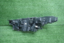 Load image into Gallery viewer, Frontscheinwerfer Toyota Yaris Rechts Scheinwerfer Headlight SCH9101763532gf