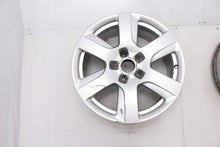 Load image into Gallery viewer, 1x Alufelge 17 Zoll 8.0&quot; 5x112 39ET Glanz Silber 4G0601025 Audi Rim Wheel