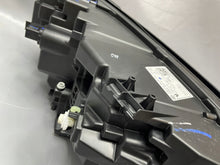 Laden Sie das Bild in den Galerie-Viewer, Frontscheinwerfer Renault I 260600907R Links Scheinwerfer Headlight SCH6305480163nk