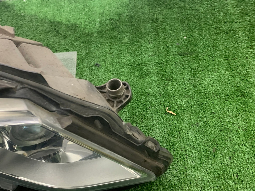 Frontscheinwerfer Mercedes-Benz W212 A2128201039 Xenon Rechts Headlight SCH4512340890qp