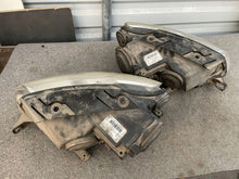 Laden Sie das Bild in den Galerie-Viewer, Frontscheinwerfer VW Passat 3C0941006Q Ein Satz Scheinwerfer Headlight SCH1358794709fs