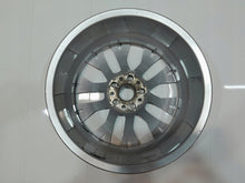 Laden Sie das Bild in den Galerie-Viewer, 1x Alufelge 18 Zoll 8.0" 5x112 25ET Glanz 760601025H VW Touareg Rim Wheel FEL8740385628ca