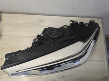 Laden Sie das Bild in den Galerie-Viewer, Frontscheinwerfer BMW G30 7439193-04 LED Links Scheinwerfer Headlight SCH1887677200as