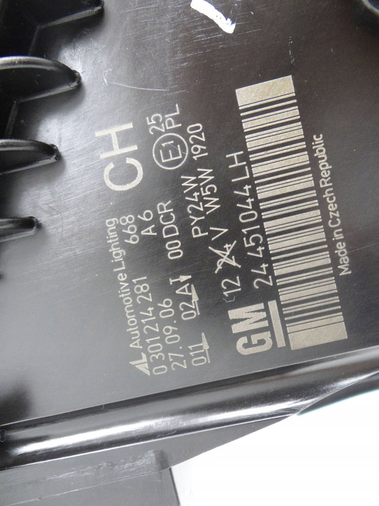 Frontscheinwerfer Opel Zafira B 24451044 0301214281 Xenon Rechts oder Links