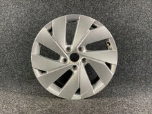 Laden Sie das Bild in den Galerie-Viewer, 1x Alufelge 17 Zoll 7.5" 5x112 51ET 5H0601025C VW Golf Viii Rim Wheel FEL4844027106bs