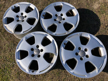 Load image into Gallery viewer, 4x Alufelge 17 Zoll 7.5&quot; 5x112 56ET Glanz Silber 8P0601025C Audi A3 Tt Rim Wheel