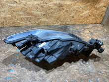 Laden Sie das Bild in den Galerie-Viewer, Frontscheinwerfer Mazda 6 Gj GMH3-51041M Links Scheinwerfer Headlight SCH6624613199zb