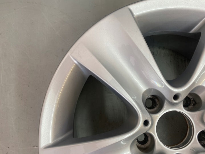 1x Alufelge 17 Zoll 8.0" 5x120 30ET Glanz Silber 6790172 BMW F11 F06 F10 FEL6566338684mt