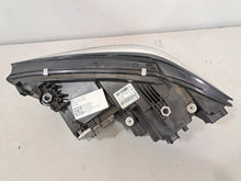 Laden Sie das Bild in den Galerie-Viewer, Frontscheinwerfer BMW 9481696 8496149 LED Ein Satz Scheinwerfer Headlight SCH7368633900xy