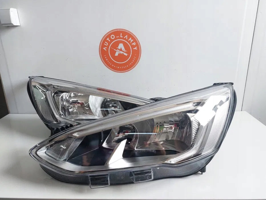 Frontscheinwerfer Ford Focus JX7B-13W030-AE JX7B-13W29-AE LED Rechts oder Links