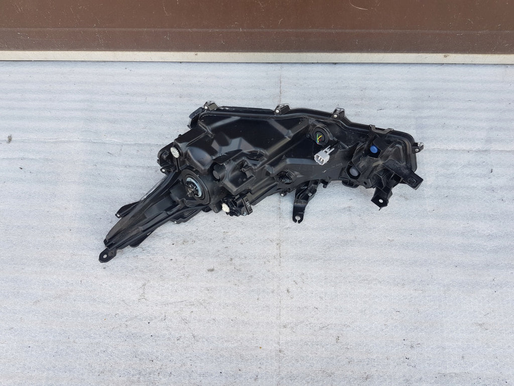 Frontscheinwerfer Toyota Corolla 8111002T31-00 Rechts Scheinwerfer Headlight SCH4075328942gn