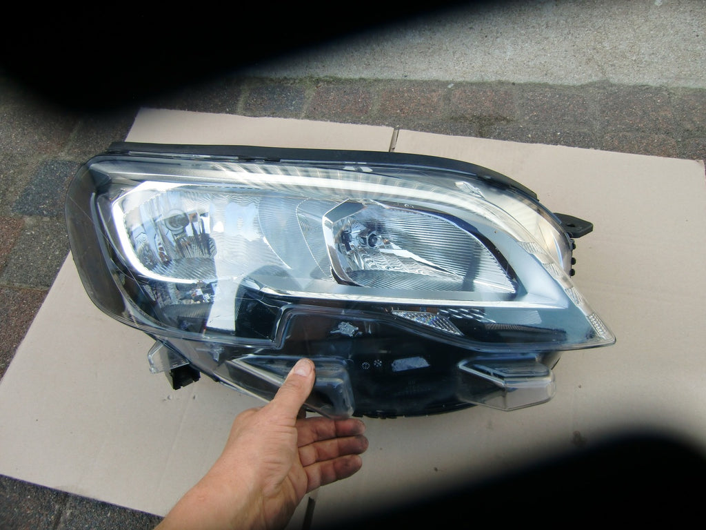 Frontscheinwerfer Peugeot Expert Rechts Scheinwerfer Headlight SCH2510424909vs